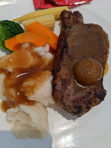 60 Yishun Ave 4, #01-01 Safra, Singapore 769027