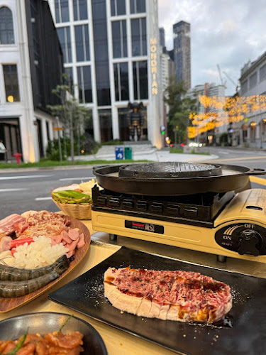 Yak Kin Mookata - Chinatown - Hospitality and gastronomy