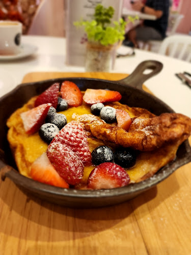 café Q classified - Hospitality and gastronomy