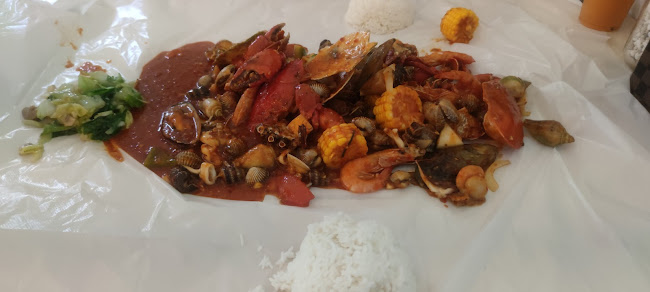 Seafood Bucket - Hospitality and gastronomy