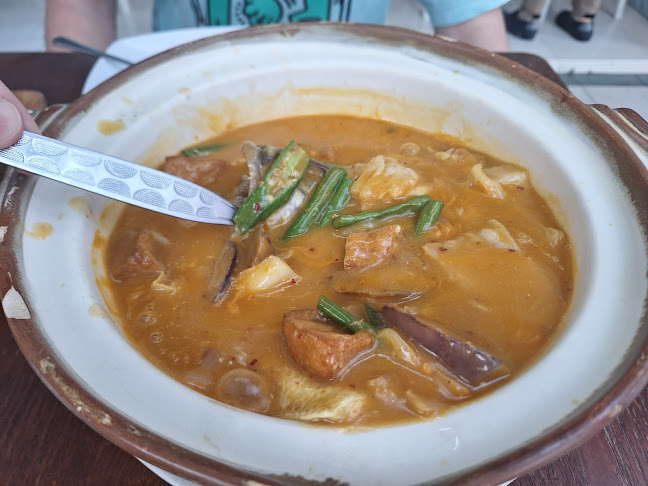 Hippo Family Restaurant - Singapore