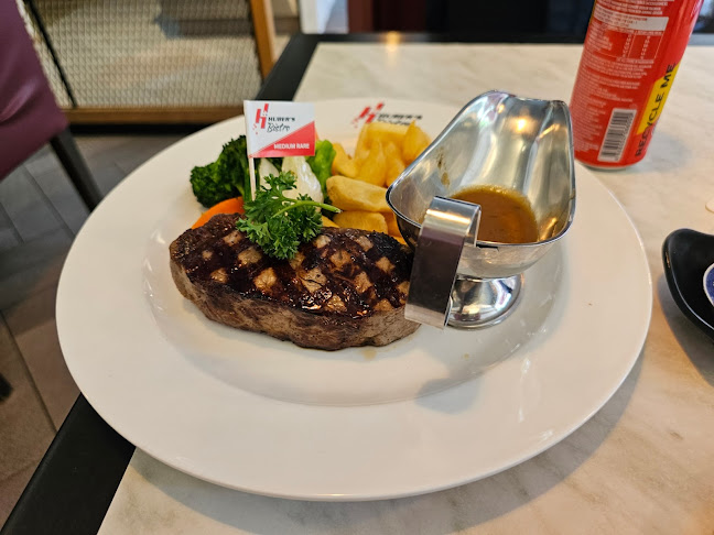 Huber's Bistro - Hospitality and gastronomy