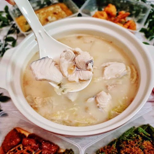 Whampoa Keng Fish Head Steamboat @ Balestier