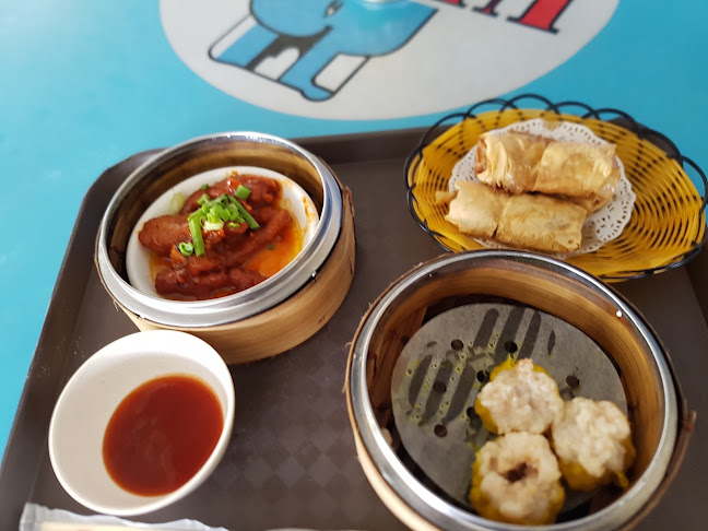 Happy Kampong Seafood - Hospitality and gastronomy