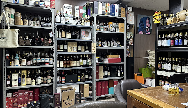 Opinii despre Woodcask Whisky Bar în Singapore - Hospitality and gastronomy