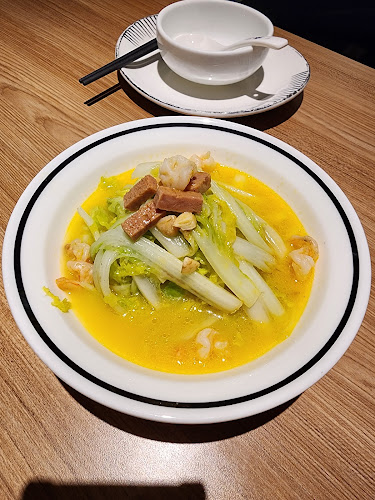 50 Jurong Gateway Rd, #B1-04 Jem, Singapore 608549