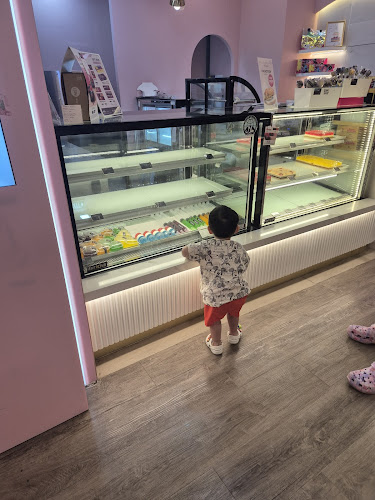 The JellyHearts@Novena Sq