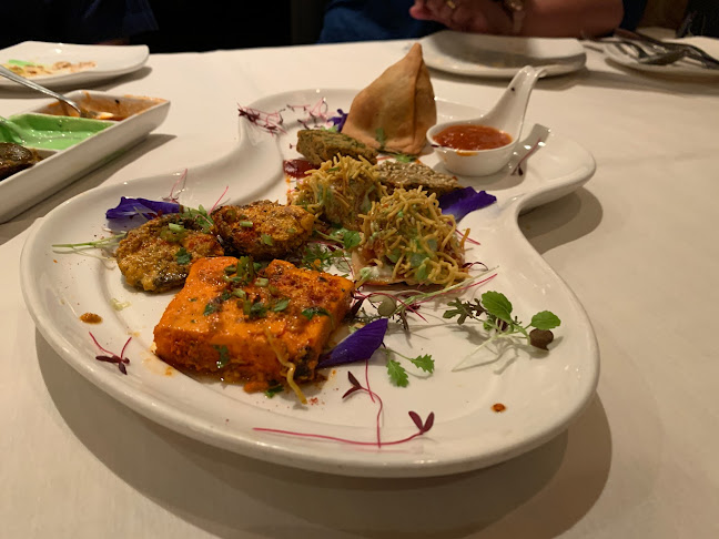 Comentarii opinii despre The Song Of India temporarily closed for renovations