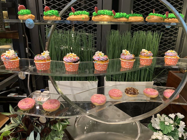 Dusit Gourmet - Hospitality and gastronomy