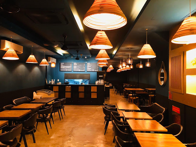 Burger & Steak Frites - Singapore