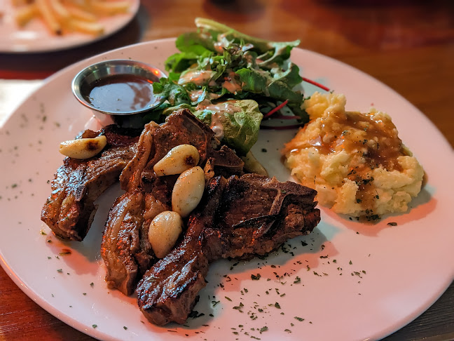 Opinii despre Al Capone's Changi Civil Service Club în Singapore - Hospitality and gastronomy