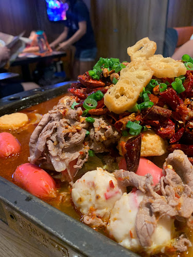 1 HarbourFront Walk, #02-85/86/87 VivoCity, Singapore 098585