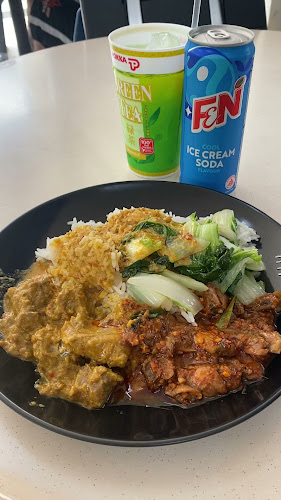 Ocean Curry Fish Head - Singapore