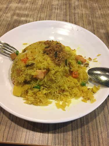 R&J Cosy Corner (aka Zi Zai) - Hospitality and gastronomy