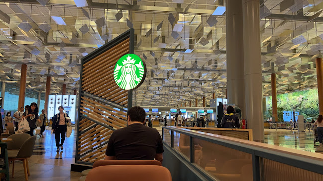 Starbucks Terminal 3 Departure Hall - Hospitality and gastronomy