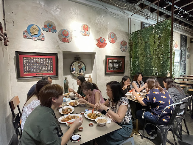 127 Telok Ayer St, Singapore 068596