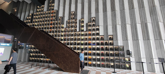 2 Yishun Walk, #01-06/07 HomeTeamNS Khatib, Singapore 767944