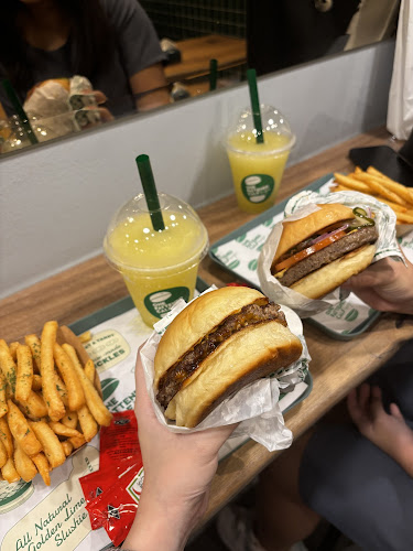 Comentarii opinii despre One Fattened Calf Burgers (New Bahru)