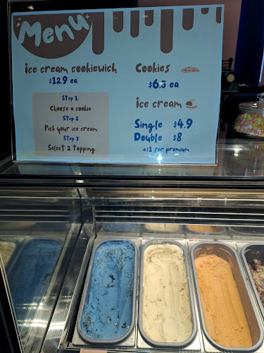 Opinii despre Whiskdom Cookies and Brownies @ FYP Orchard Central în Singapore - Hospitality and gastronomy