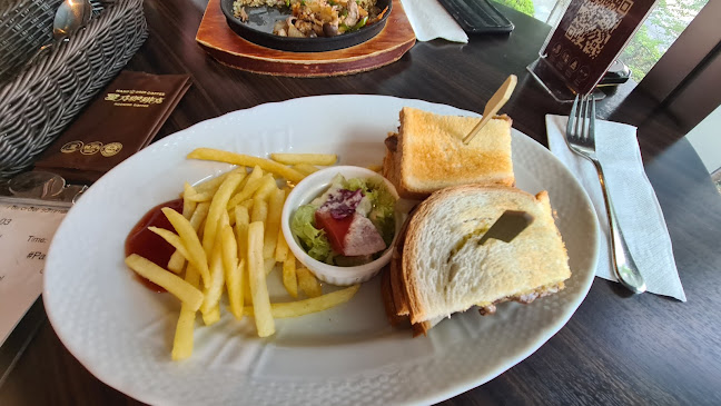 Hoshino Coffee @ Holland V