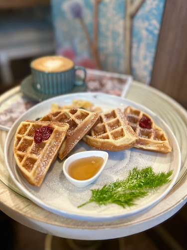 Opinii despre A Beautiful Day Café Tea Room + Cocktail Bar în Singapore - Hospitality and gastronomy