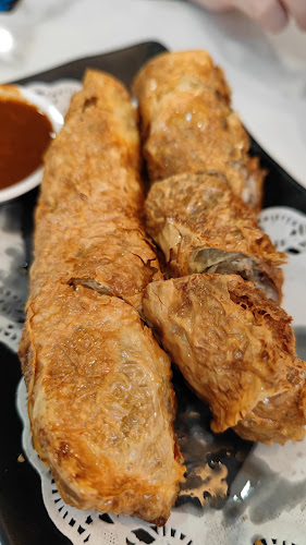 10 Eunos Rd 8, #01-137/138, Singapore 408600