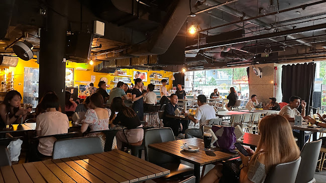 Tipsy Penguin - Singapore