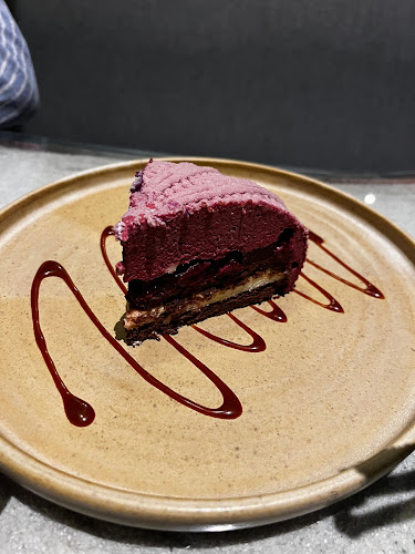 21A Lor Liput, Singapore 277733