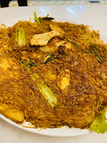 3 meals a day - Hospitality and gastronomy