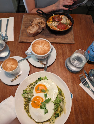 Opinii despre Da Paolo Dempsey Restaurant & Bar în Singapore - Hospitality and gastronomy