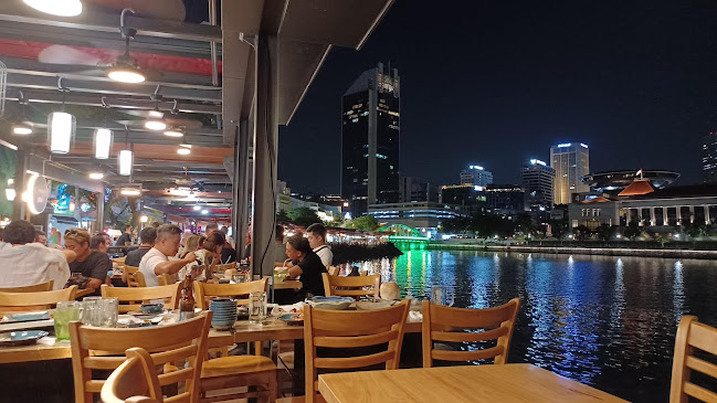 Tian Tian Fisherman's Pier Seafood Restaurant 天天渔港