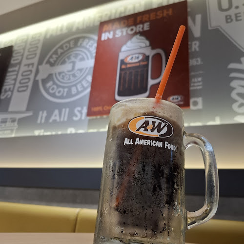 Comentarii opinii despre A&W The Woodleigh Mall