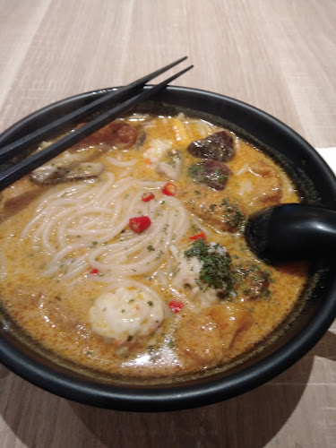 Comentarii opinii despre Greendot Bedok Mall