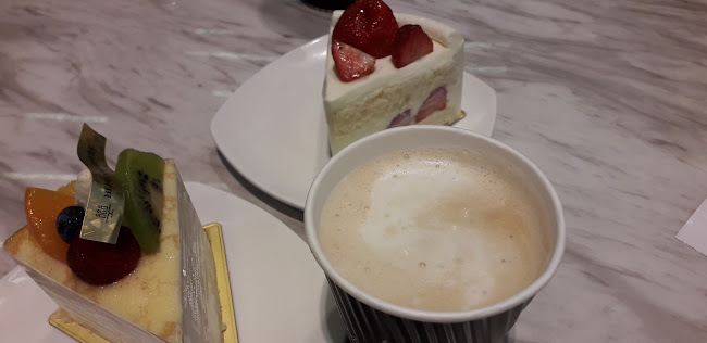 Henri Charpentier - Singapore