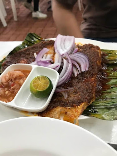 Makansutra Gluttons Bay - Singapore