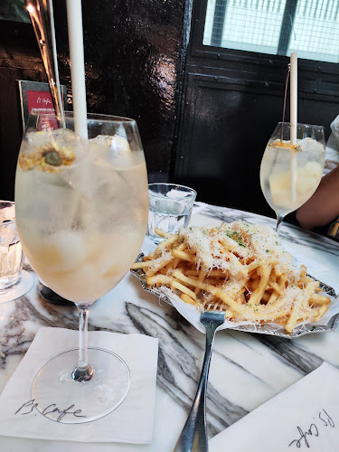 PS.Cafe Raffles City - Singapore