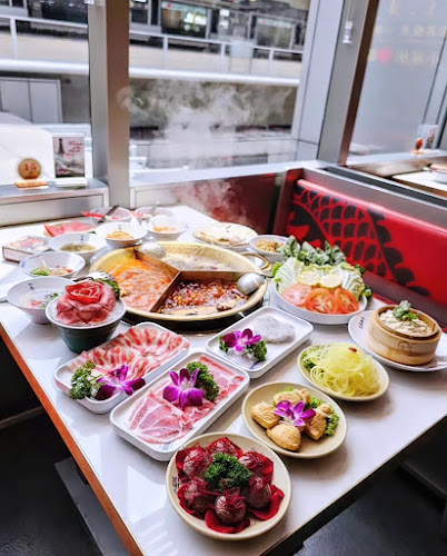 Comentarii opinii despre 小龙坎 Xiao Long Kan Hotpot (Westgate)