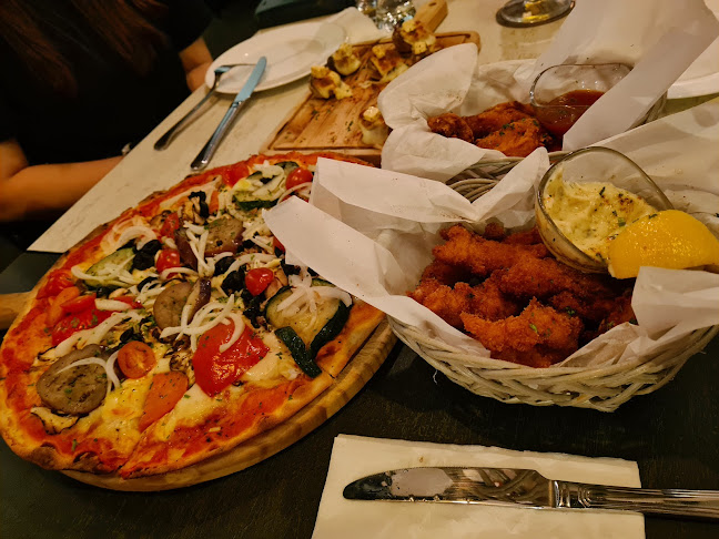 1 Tyrwhitt Bistro Bar - Hospitality and gastronomy