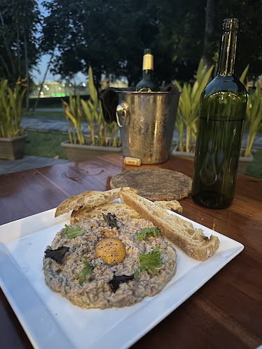 5 by Sans-Façon - Singapore