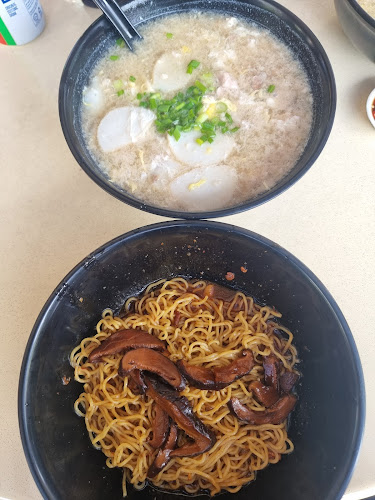 Comentarii opinii despre Yong Xin Coffee Shop 鏞鑫咖啡店