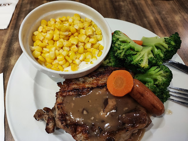 Opinii despre ASTONS Specialities în Singapore - Hospitality and gastronomy