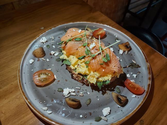 Opinii despre BLVD (Changi) în Singapore - Hospitality and gastronomy