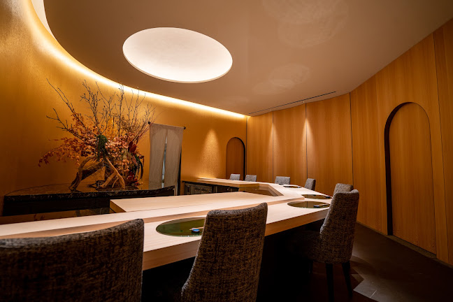 Maetomo Japanese cuisine Kaiseki & Sushi - Singapore