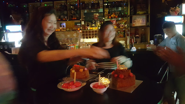 Blueberry Hill Pub & Cafe - Hospitality and gastronomy