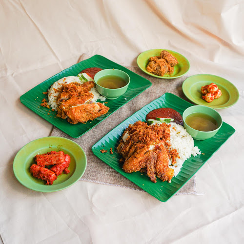 Opinii despre Mr Grumpy Nasi Ayam (Lucky Plaza Nasi Ayam Goreng) - Toa Payoh în Singapore - Hospitality and gastronomy