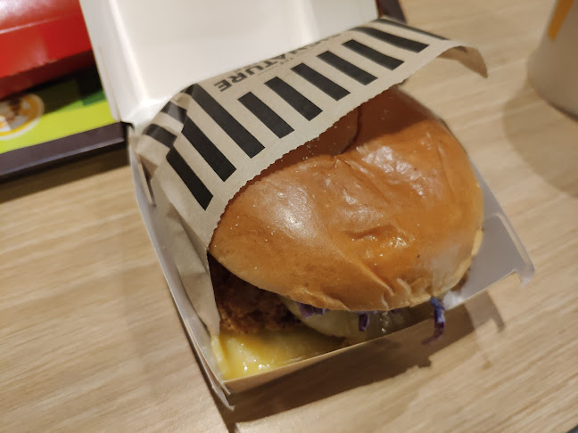 1 Marine Parade Central, #01-01 Parkway Centre, Singapore 449408