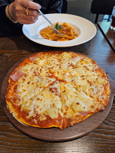 Pasta e Formaggio(P&F) @ CIMB Plaza