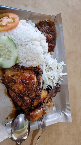 11 Changi North Street 1, #01-04, Singapore 498823