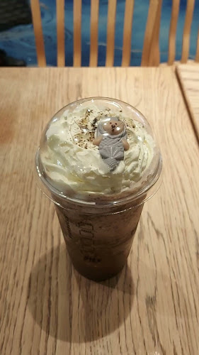 Departure / Transit Lounge East 02-66, Terminal 1 Singapore Changi Airport, 819642