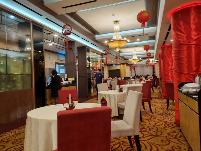 Jade Phoenix - Hospitality and gastronomy